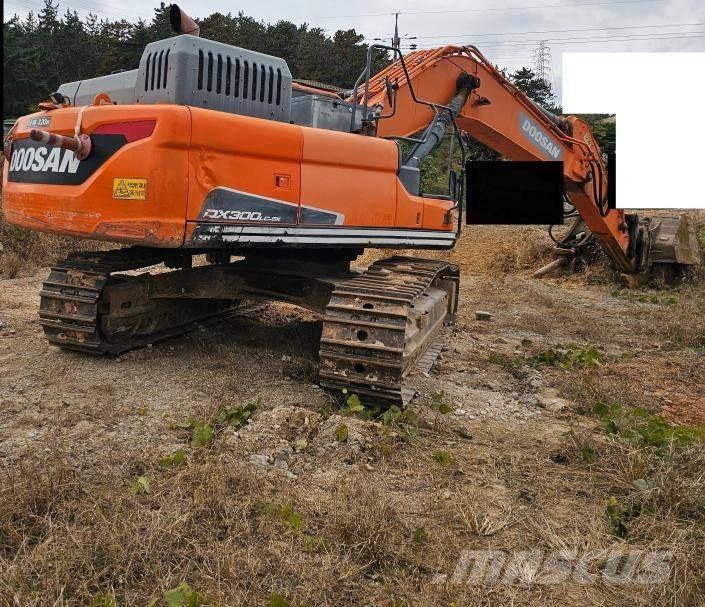 Doosan DX 300 LC-5 Escavatori cingolati