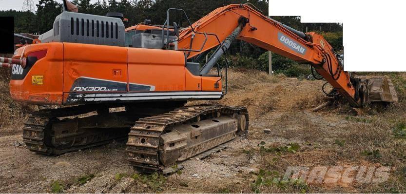 Doosan DX 300 LC-5 Escavatori cingolati