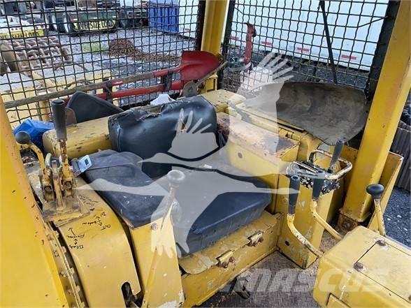 Komatsu D65E-6 Dozer cingolati