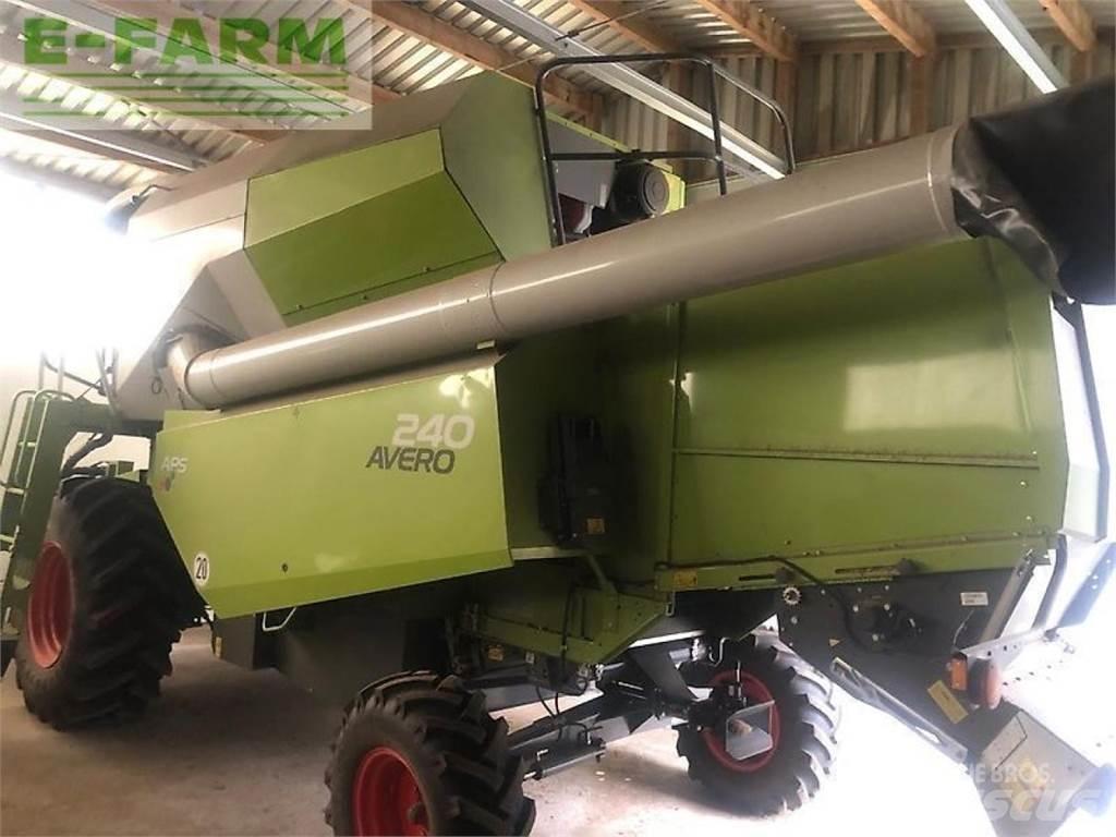 CLAAS avero 240 Mietitrebbiatrici