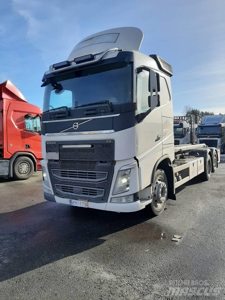 Volvo FH 13 Camion portacontainer