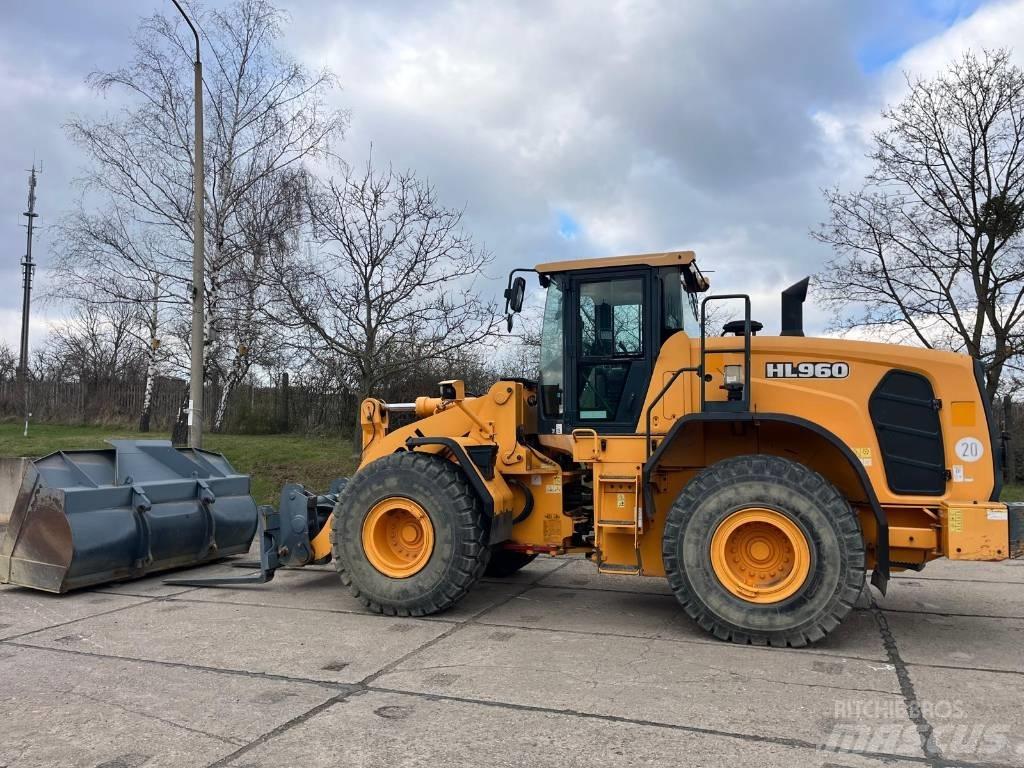 Hyundai HL 960 Pale gommate