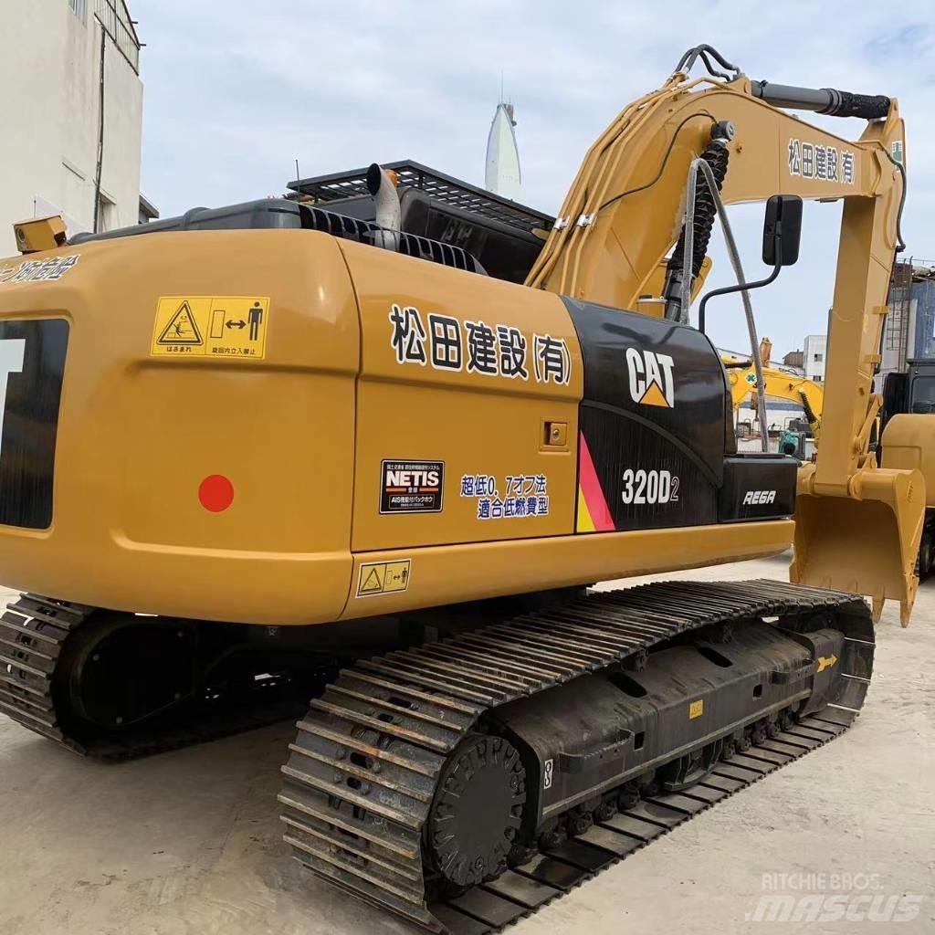 CAT 320 Escavatori cingolati