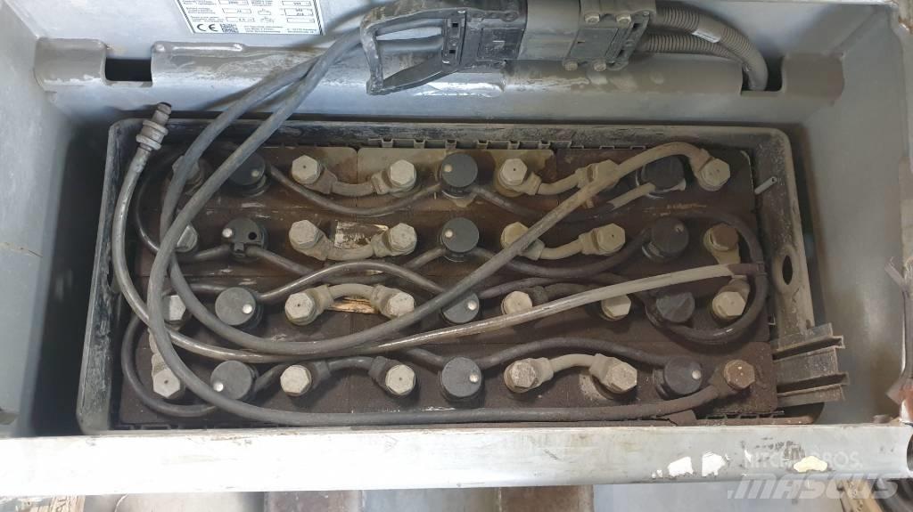 Still EXU-SF 20 Carrelli elevatori bassi a piattaforma