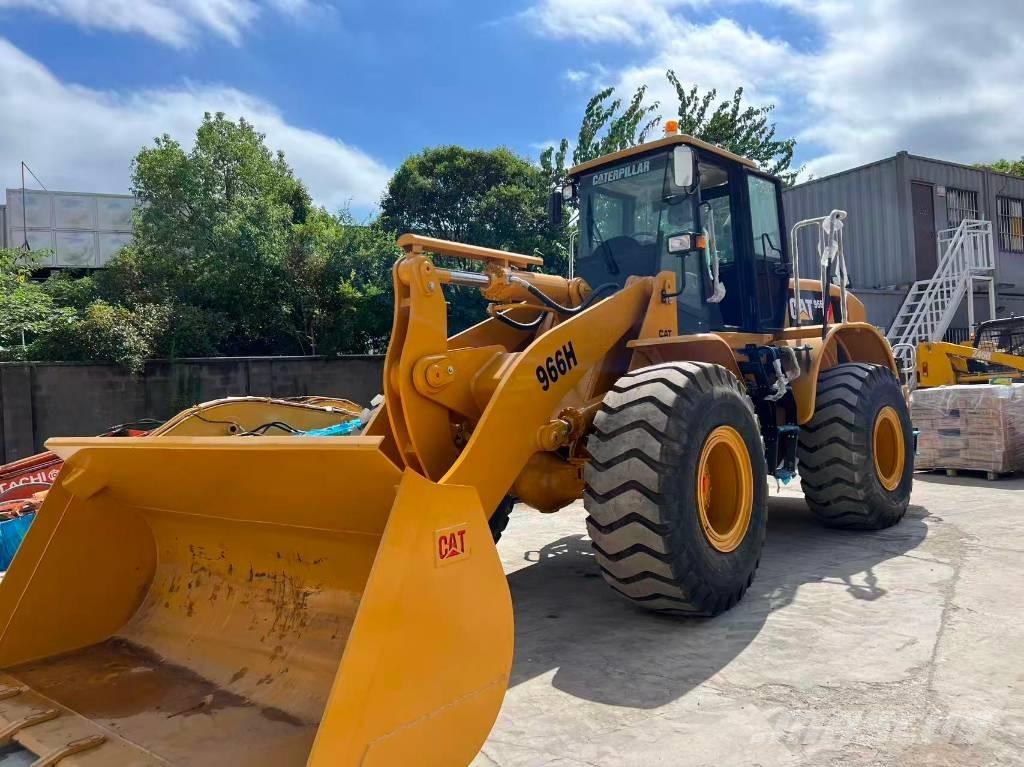 CAT 966 H Pale gommate