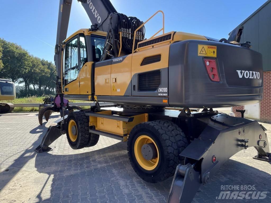 Volvo EW 210 MH Movimentazione rifiuti