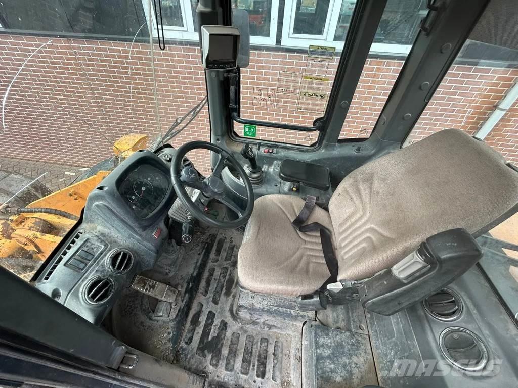 Hyundai HL 740-9A Pale gommate