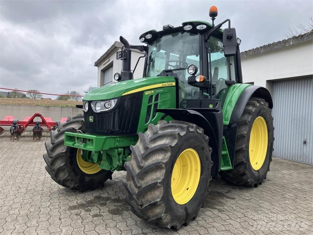 John Deere 6120M Trattori