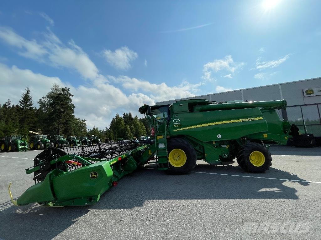John Deere T 560 i Mietitrebbiatrici