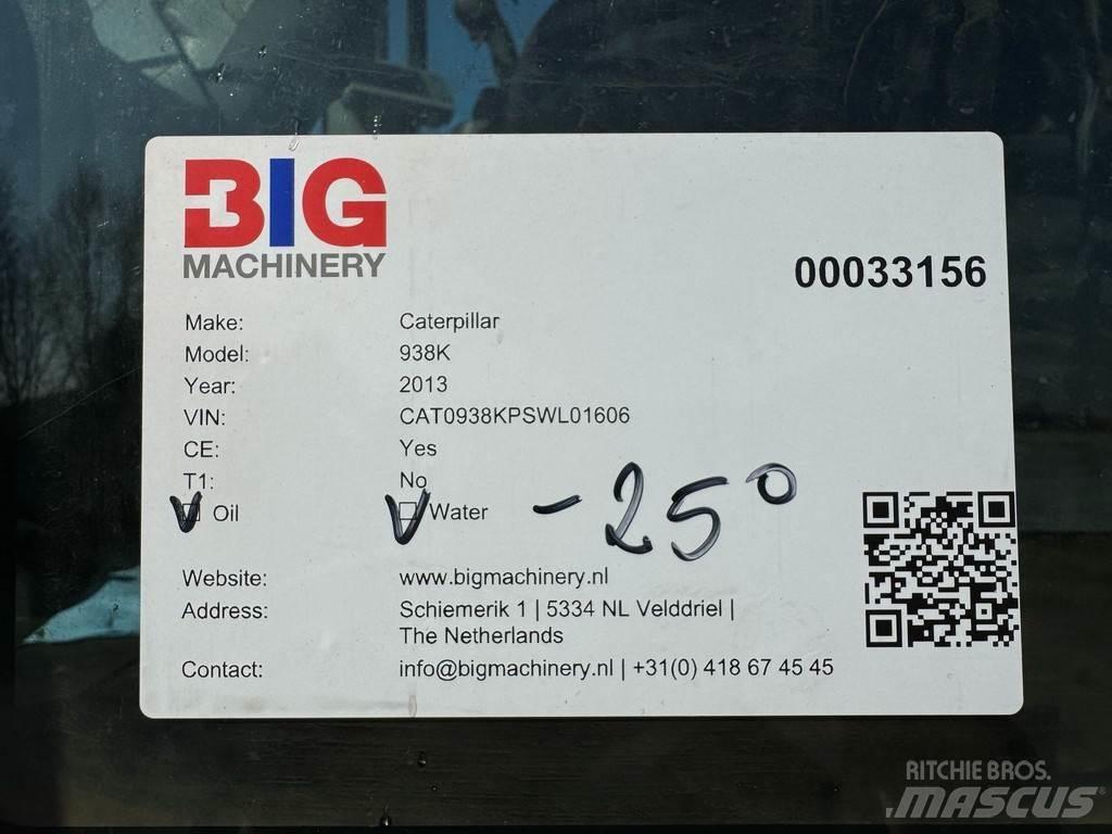 CAT 938K Pale gommate