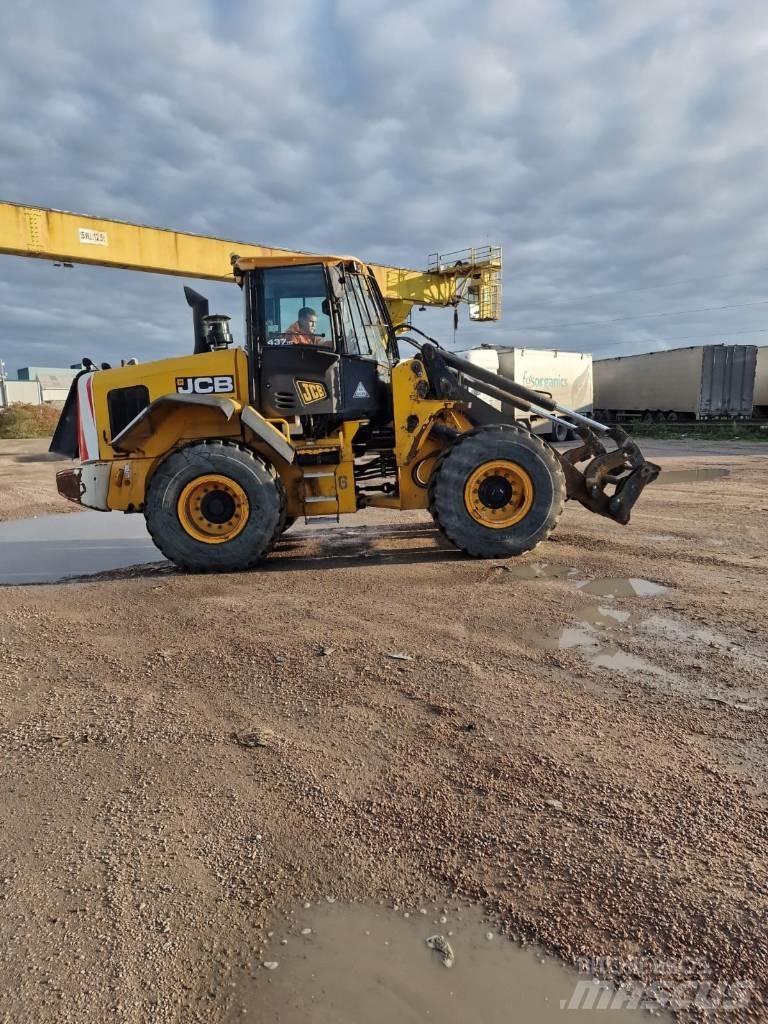 JCB 437 HT Pale gommate