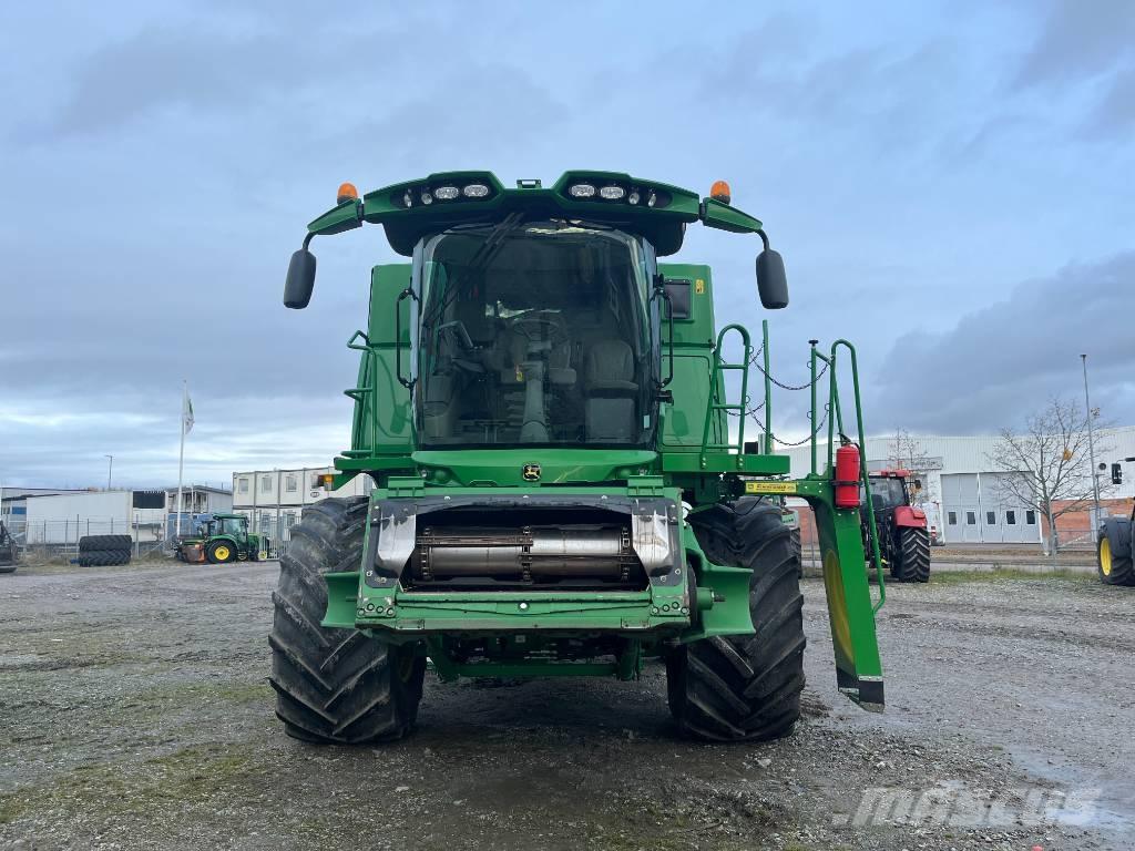 John Deere S 670 Mietitrebbiatrici