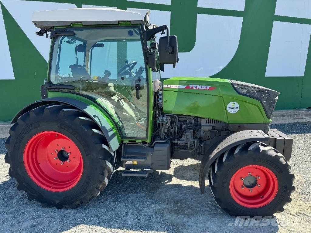 Fendt 211 P Trattori