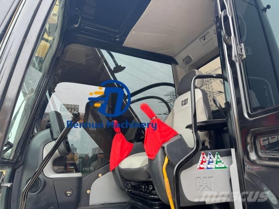CAT 320D2 Escavatori cingolati