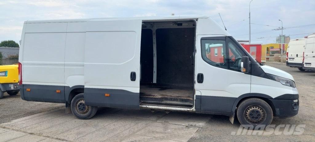 Iveco 35-180 Furgone chiuso