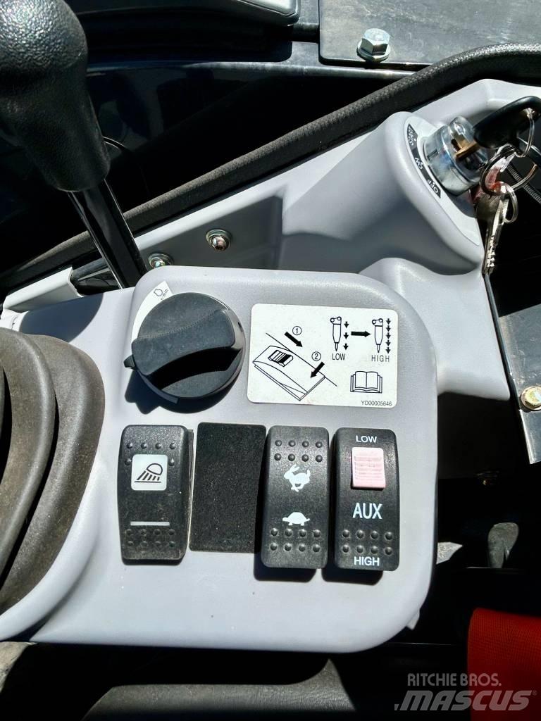 Hitachi ZX35U-5N Miniescavatori