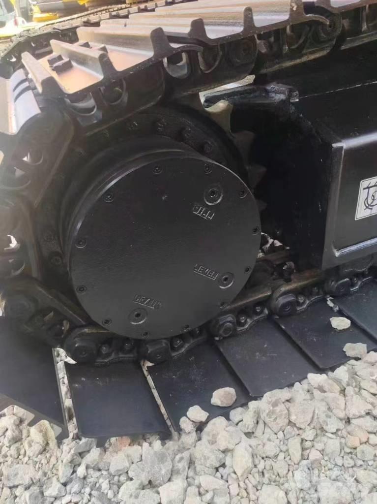 Sany 235C Escavatori cingolati