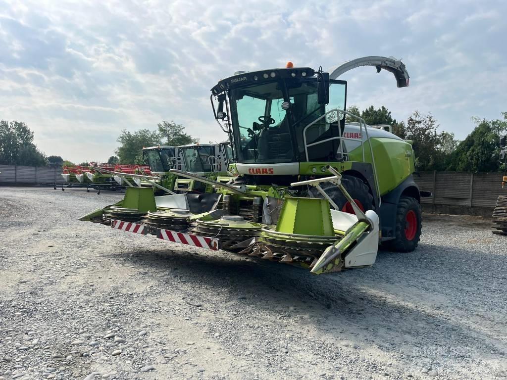 CLAAS Jaguar 960 Trince semoventi