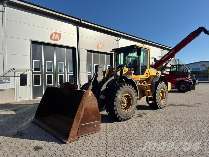 Volvo L90F Pale gommate