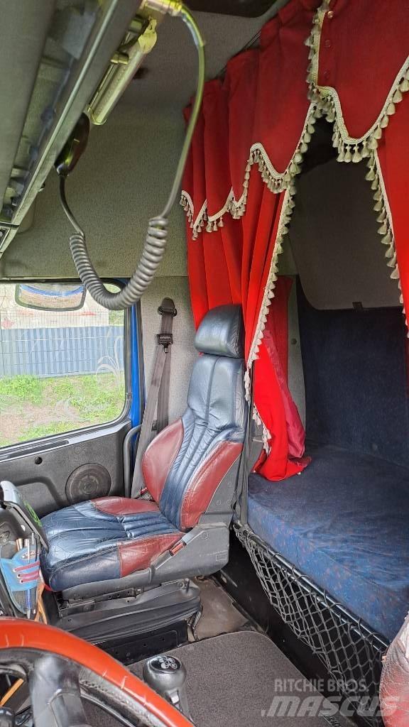 Volvo NH 12 Motrici e Trattori Stradali