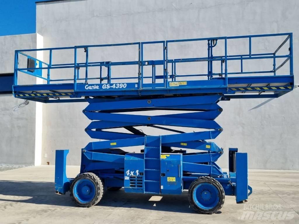 Genie GS 4390 - R284 Piattaforme a pantografo