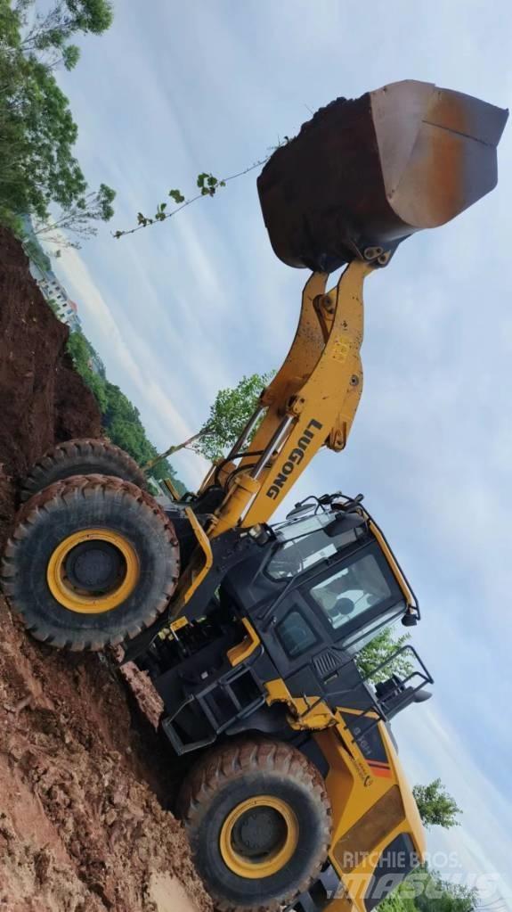 LiuGong 856H Pale gommate
