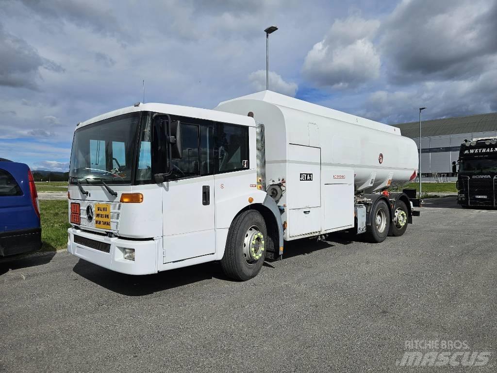 Mercedes-Benz Econic Cisterna