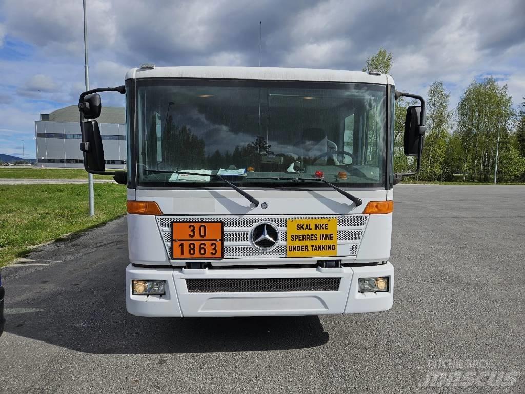 Mercedes-Benz Econic Cisterna