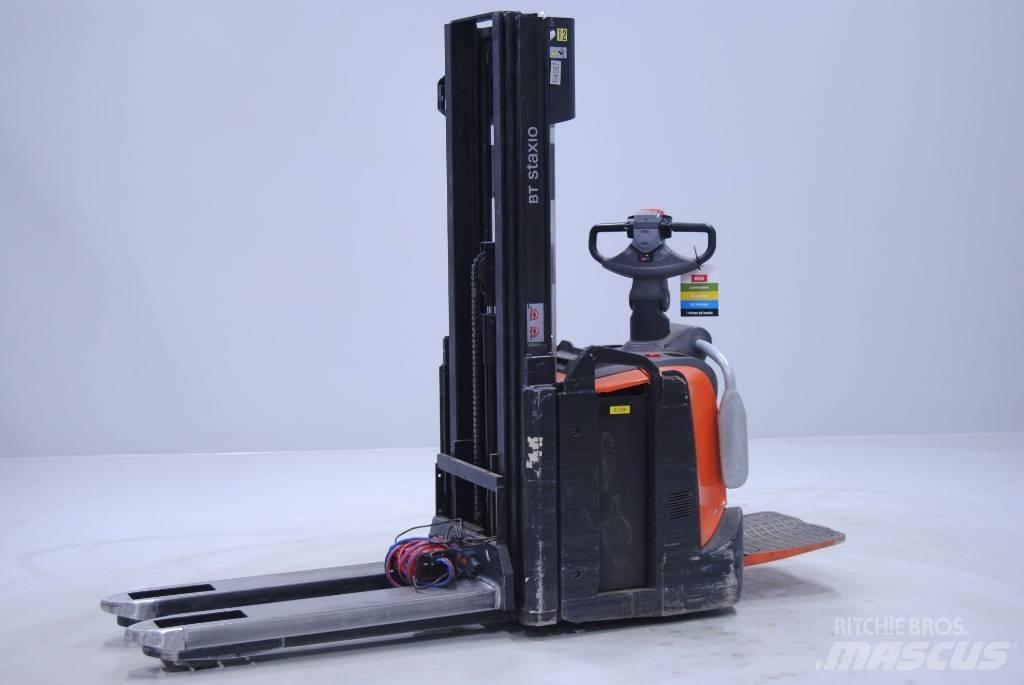 Toyota SPE120L Transpallet uomo a terra