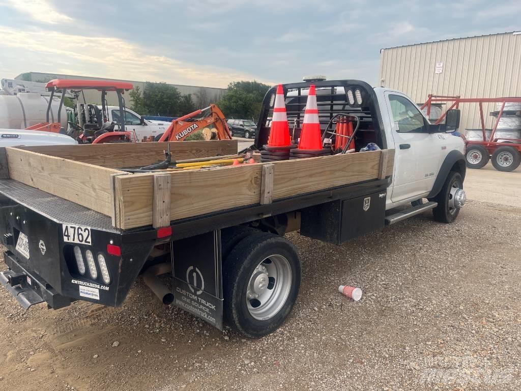 RAM 5500 Camion con sponde ribaltabili