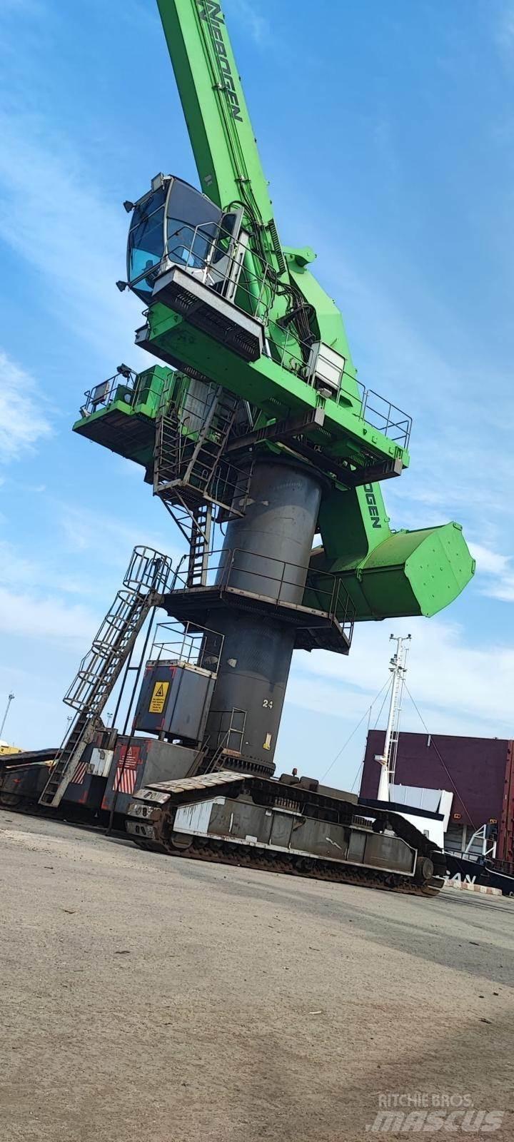 Sennebogen 880 Movimentazione rifiuti