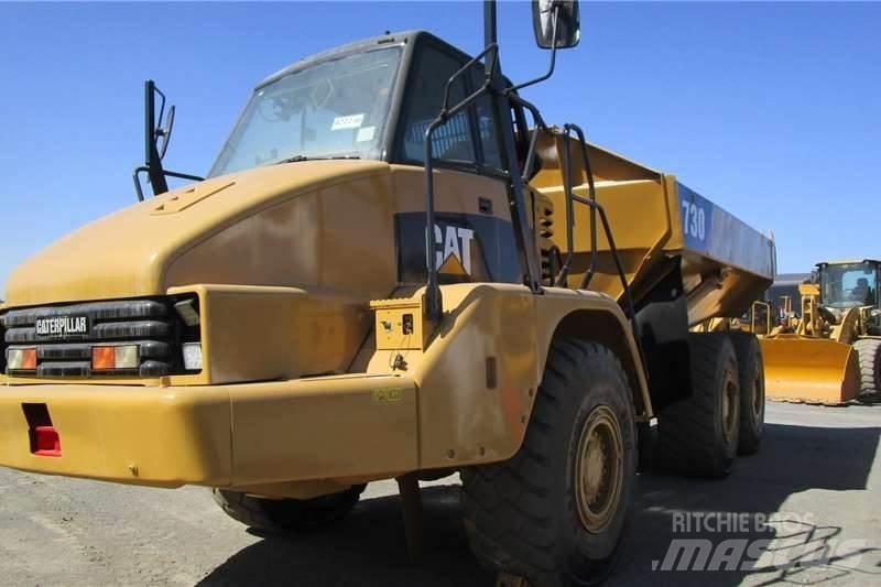 CAT 730 Dumpers articolati