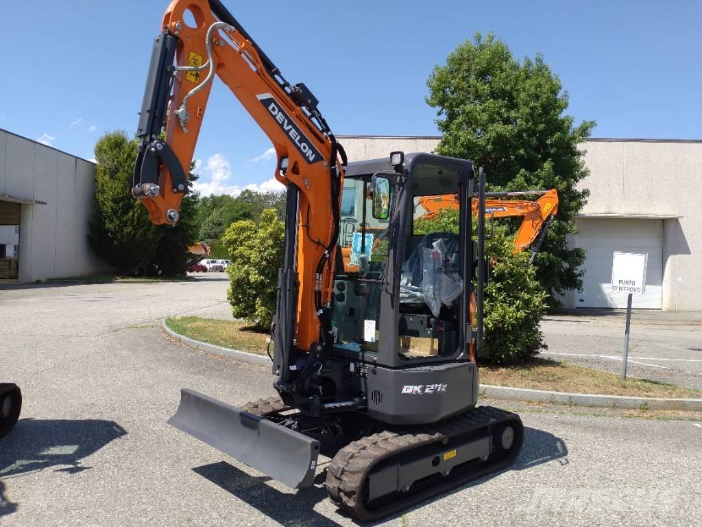 Develon DX 27 Z-7 Miniescavatori
