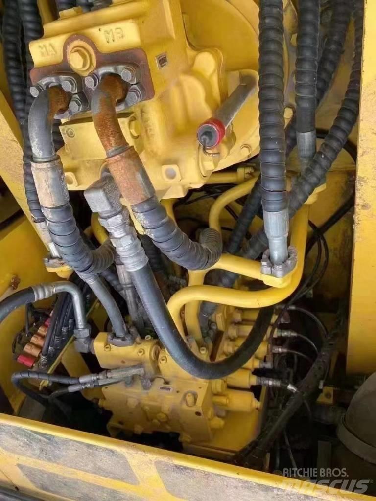 Komatsu pc360 Escavatori cingolati