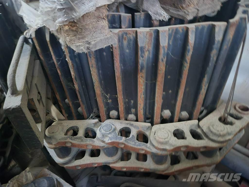 CAT 900 F Catene, cingoli e sottocarro