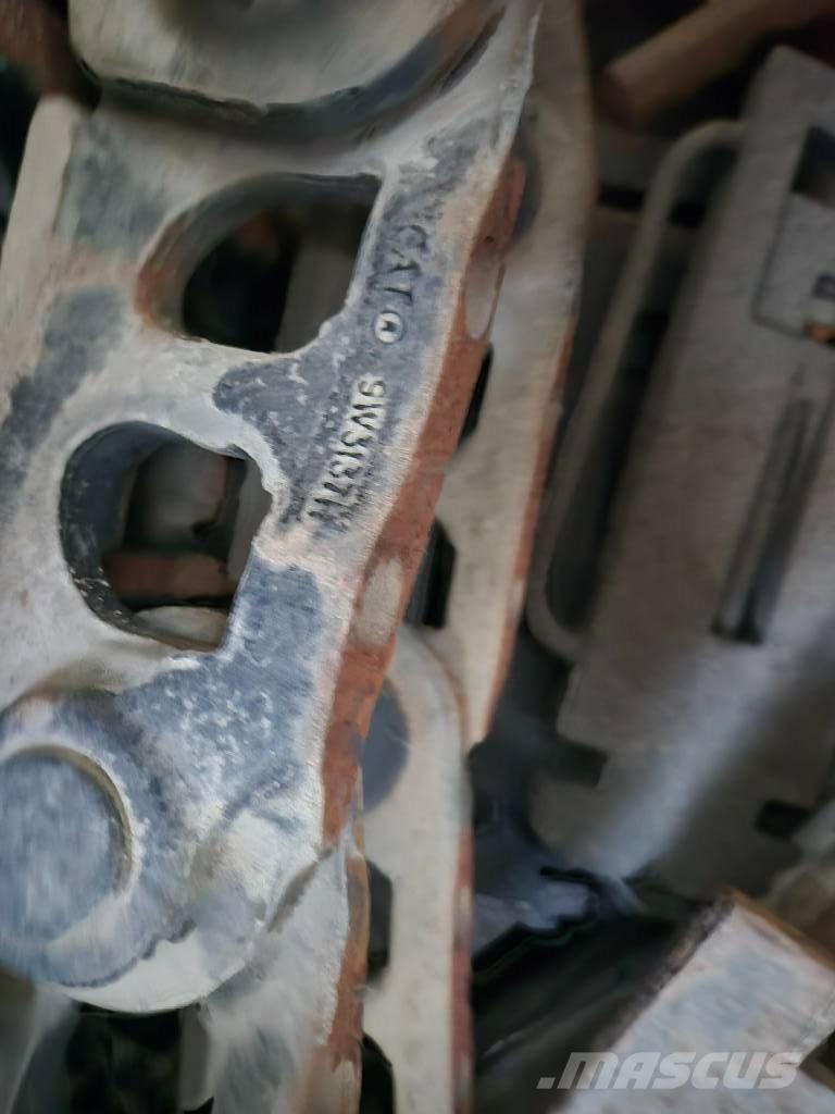 CAT 900 F Catene, cingoli e sottocarro