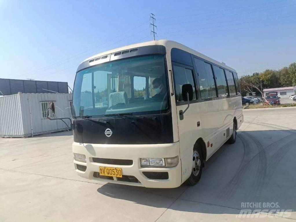Nissan Civilian Autobus interurbani