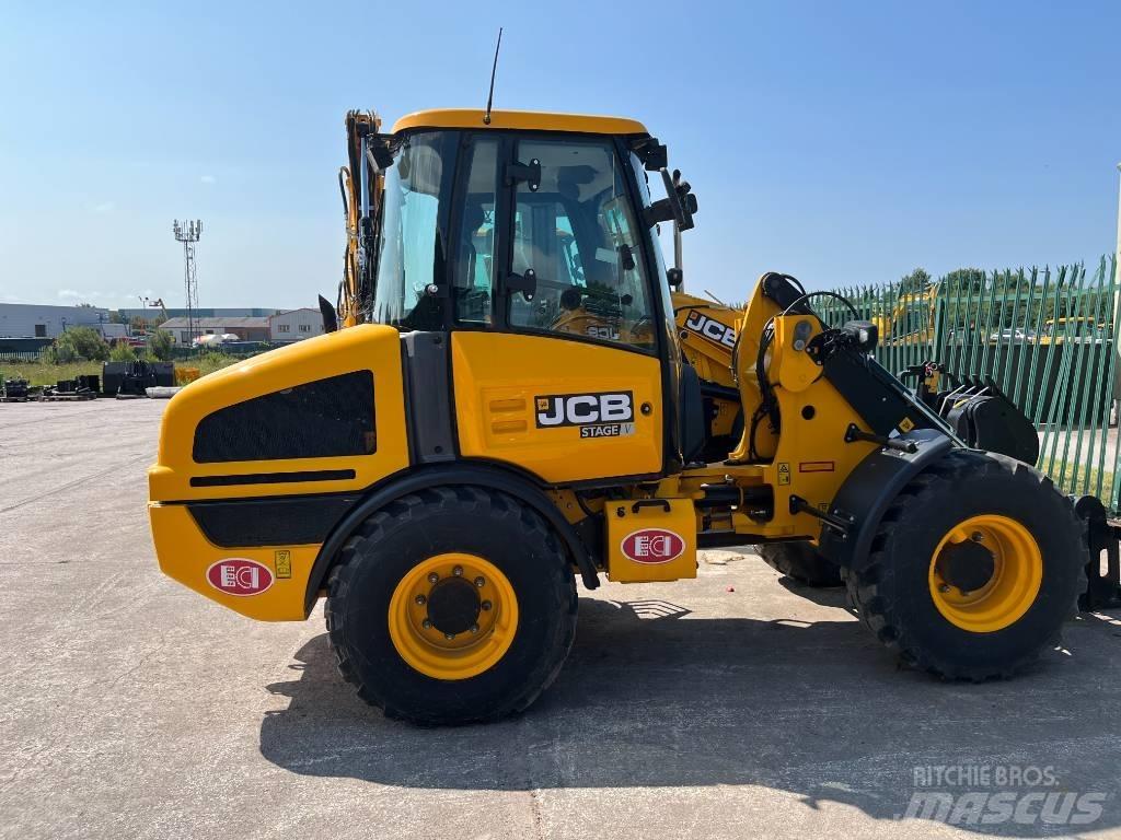 JCB 407 agri demo Trattori