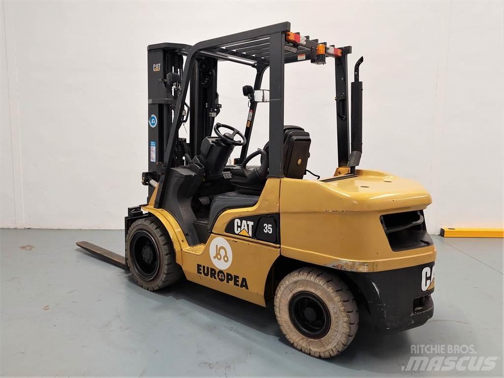 CAT DP35NTD Carrelli elevatori diesel