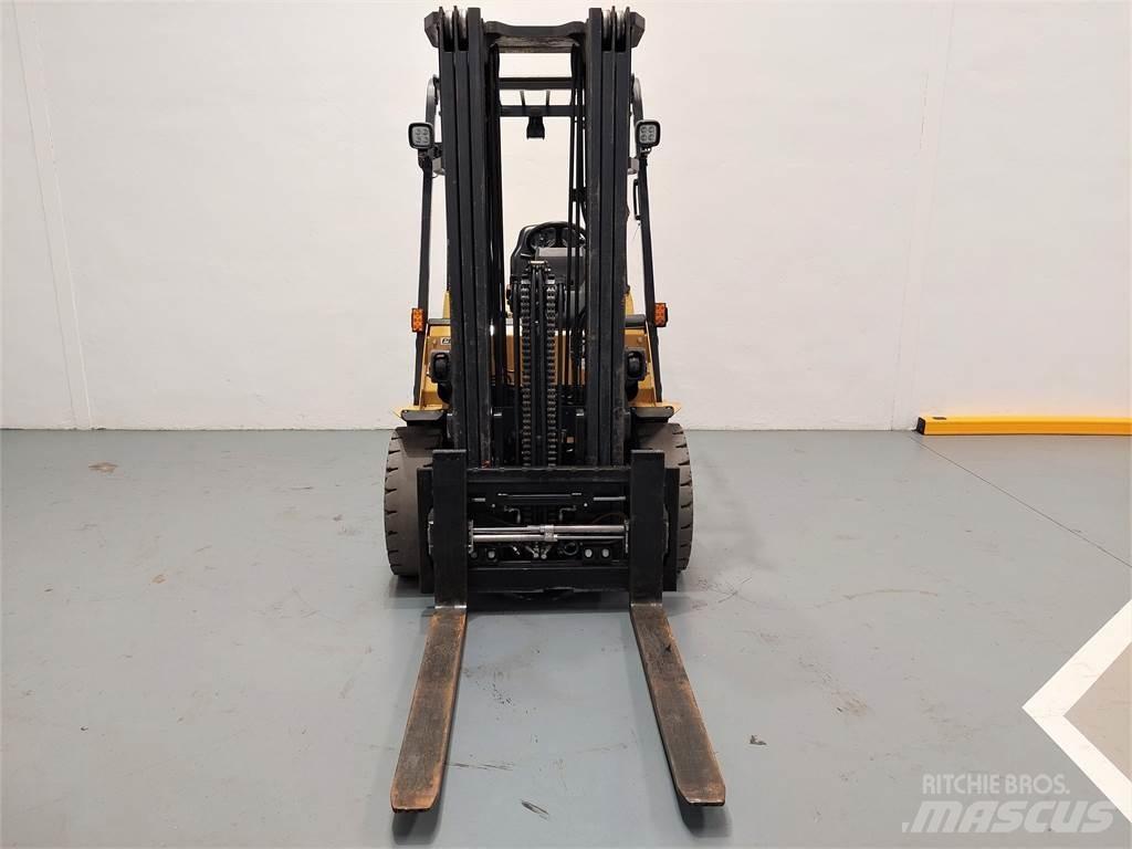 CAT DP35NTD Carrelli elevatori diesel