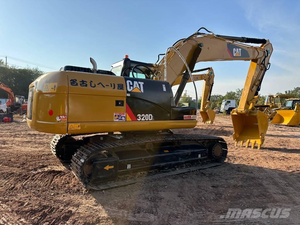 CAT 320 D L Escavatori cingolati