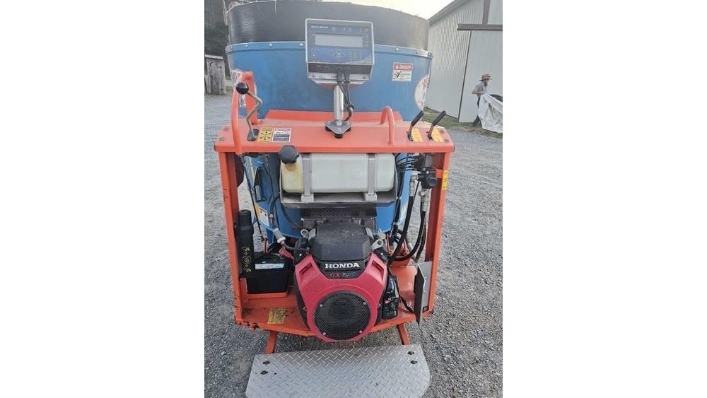  Rissler mixer V975 Attrezzature per la mungitura