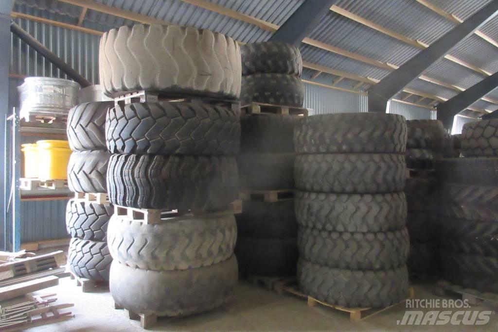 Beg däck 20,5x25 Pneumatici, ruote e cerchioni