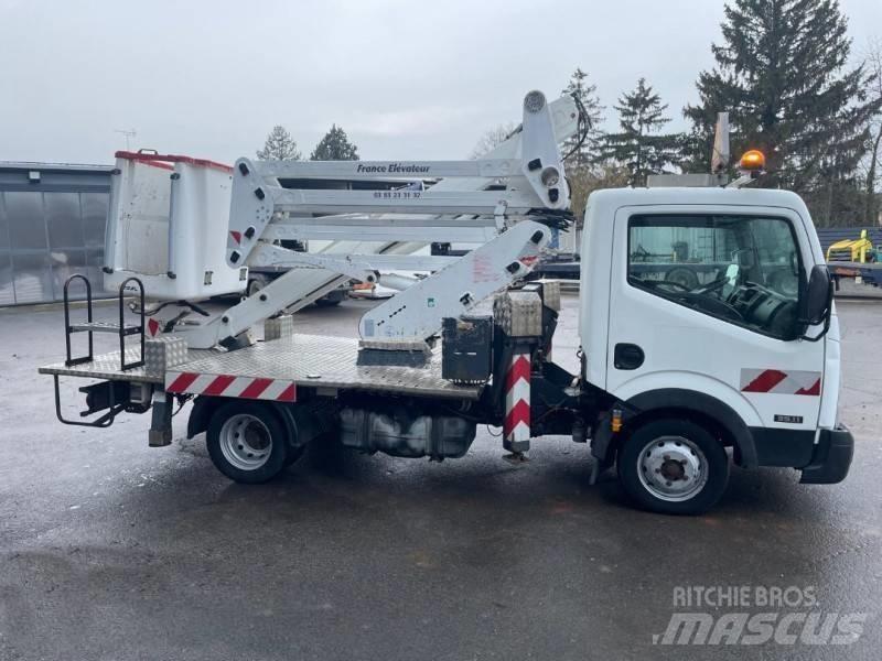 Nissan CABSTAR 35.11 Piattaforme autocarrate