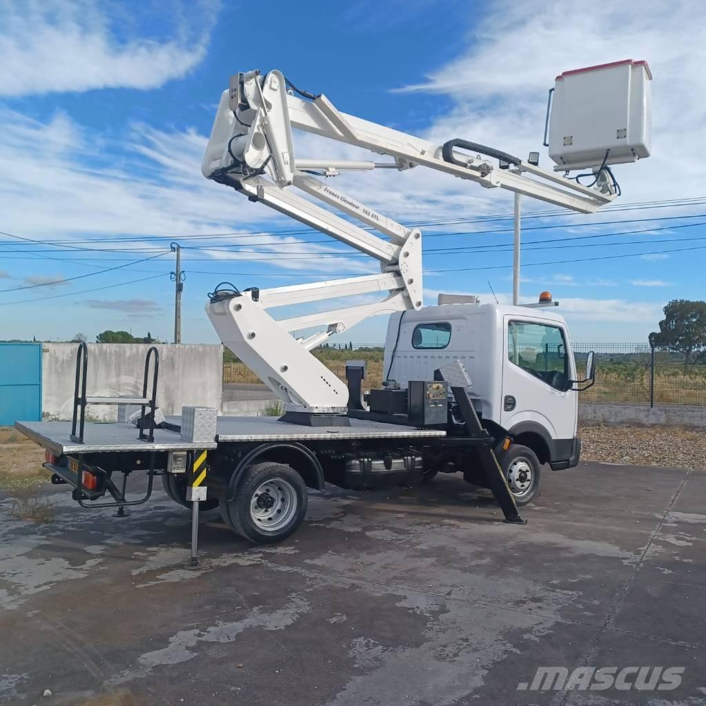 Nissan CABSTAR 35.11 Piattaforme autocarrate