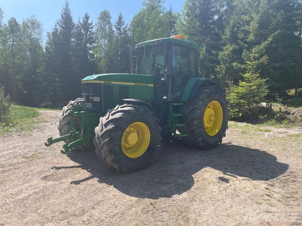 John Deere 7710 Trattori