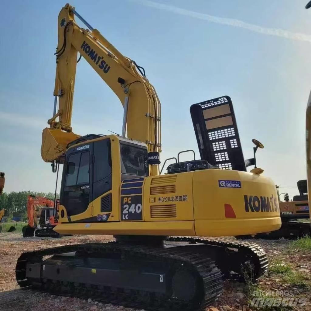 Komatsu 240LC-8 Escavatori cingolati