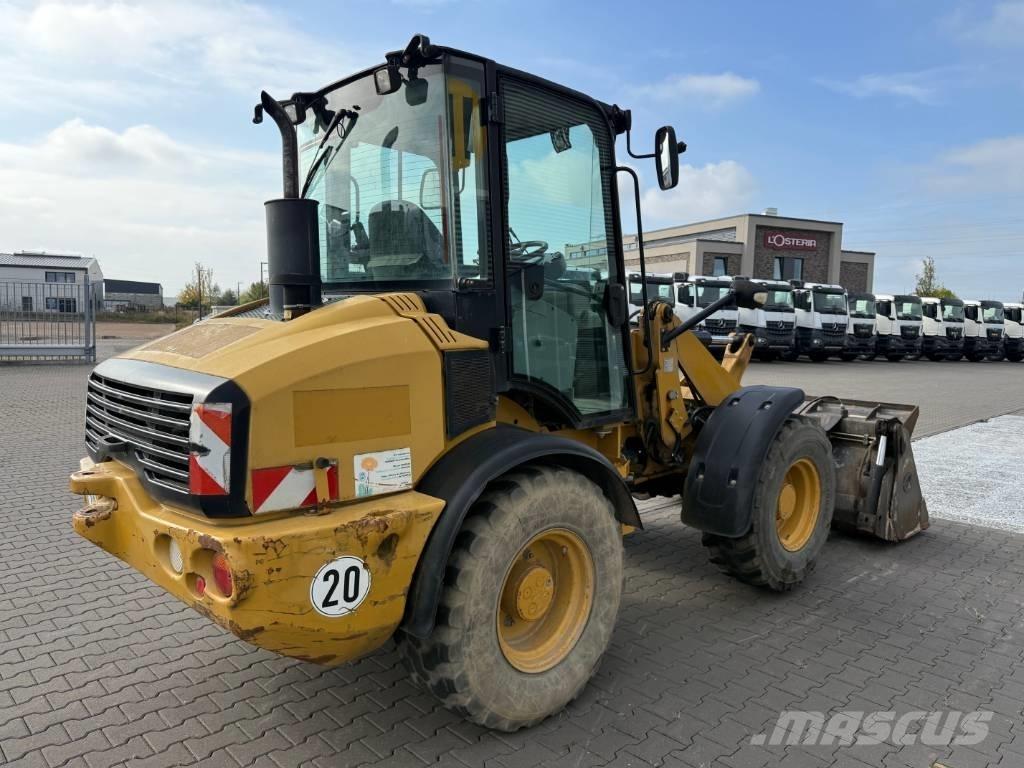 CAT 908 H Pale gommate