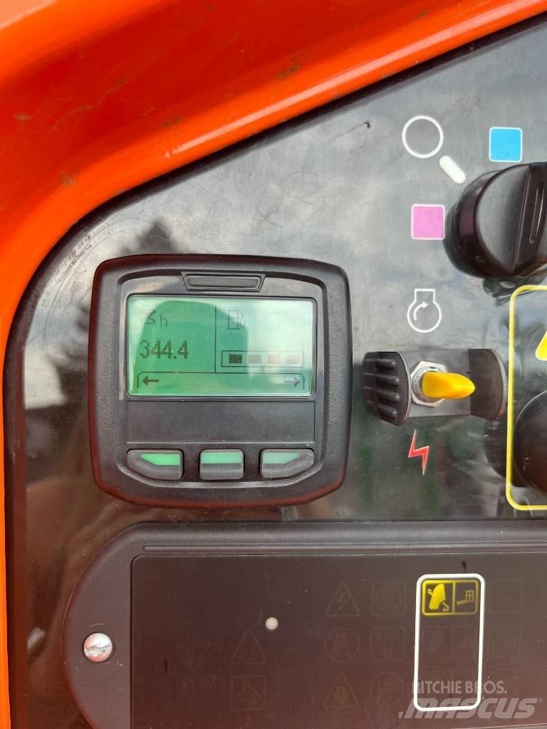 JLG 460 SJ Piattaforme a braccio telescopico