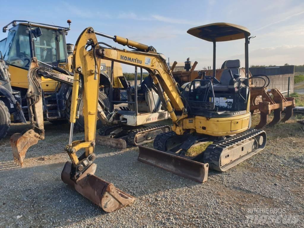 Komatsu PC26MR-3 Miniescavatori
